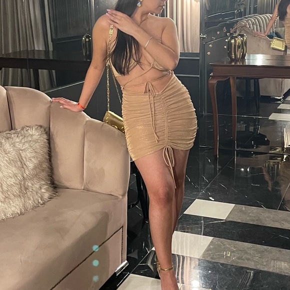 Oh Polly rose gold mini dress - Picture 5 of 8